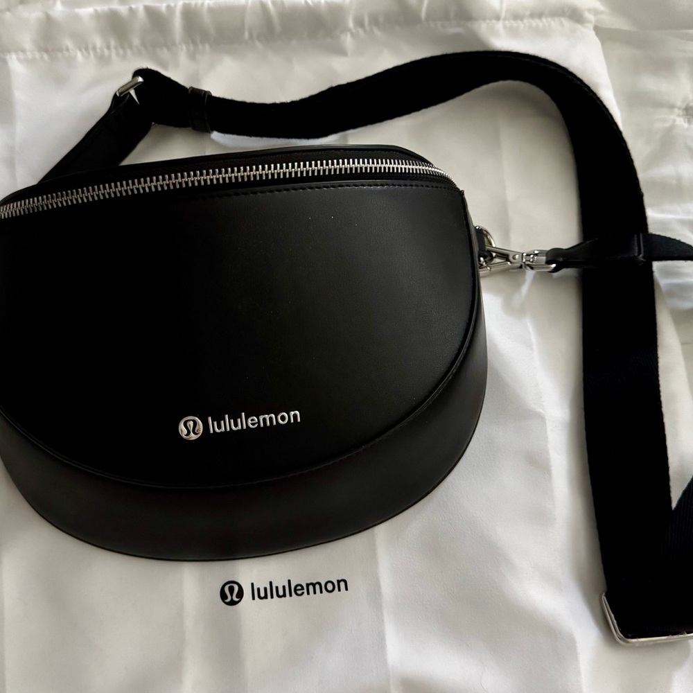 Lululemon Cactus Leather Alternative Saddle Crossbody Bag 2L